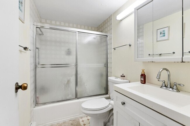 Photo - 50 Longwood Ave Unit 712