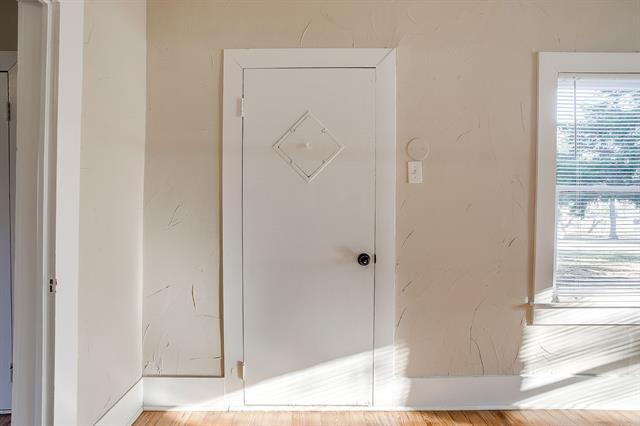 Photo - 310 E 16th St