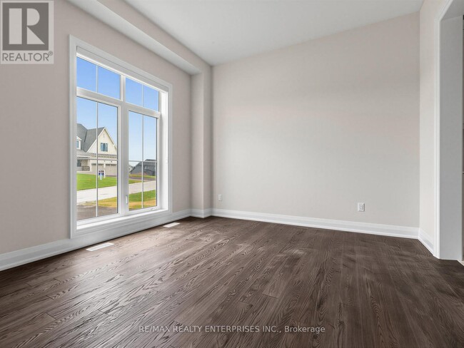 Photo - 9 Herbert Ave