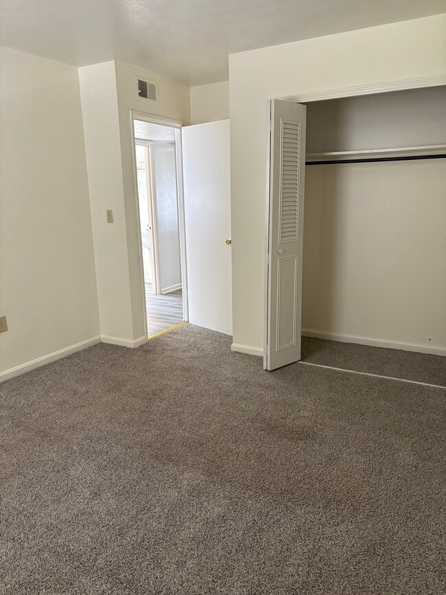 Photo - 1707 Lafayette Dr Unit Lafayette Drive