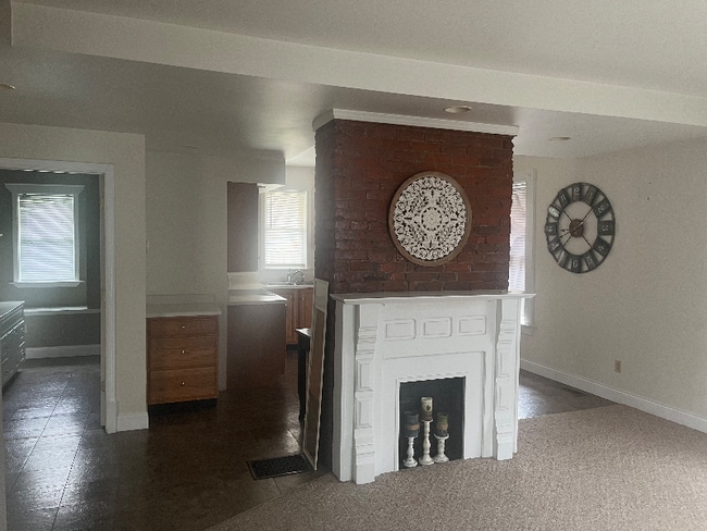 Photo - 387 E State St Unit Apt 2 Up