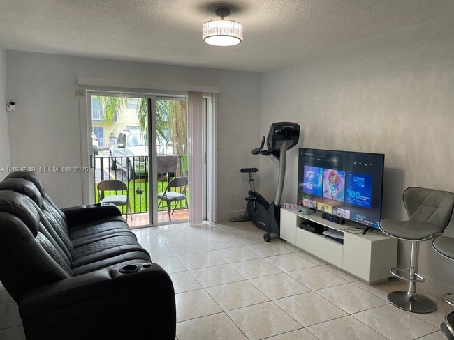 Photo - 4275 NW S Tamiami Canal Dr Unit 2-111