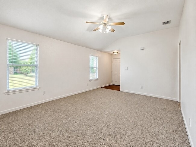 Photo - 1711 Dixon Ln