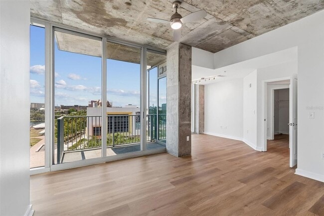 Photo - 777 N Ashley Dr Unit 502