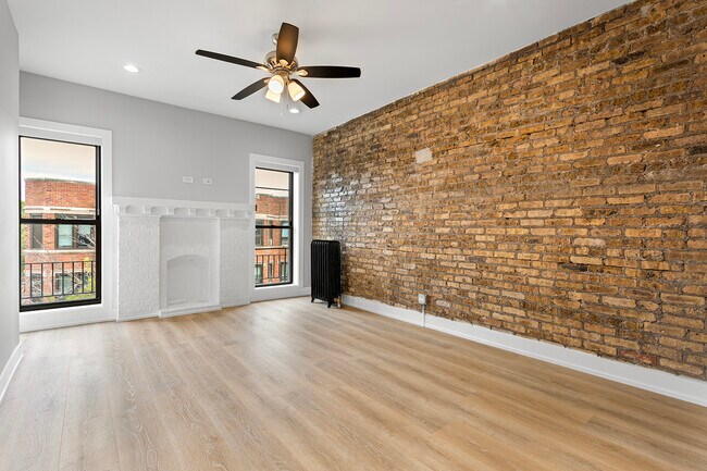1655 W Jonquil Terrace