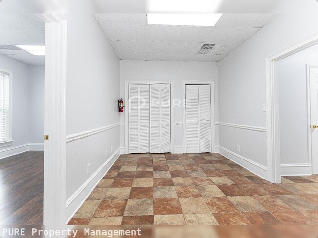 Photo - 7175 Jonesboro Rd Unit 200A