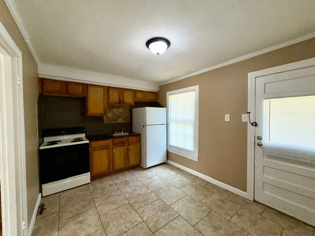 Photo - 3113 Wenz Ave