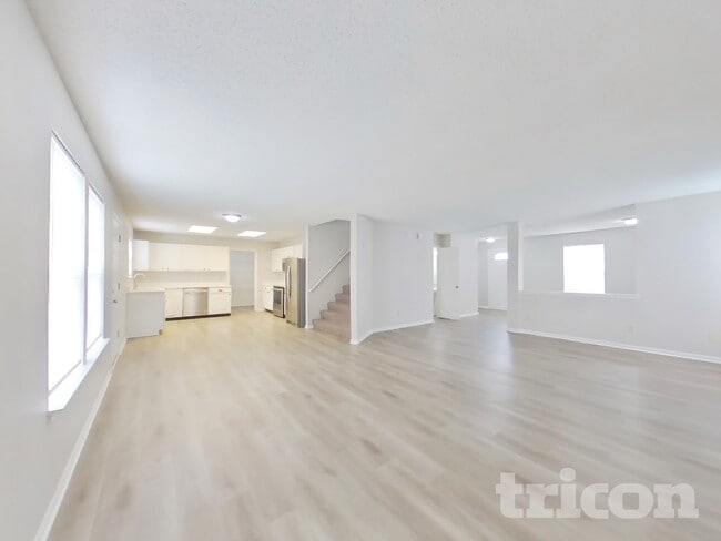 Photo - 7589 Wheatgrass Ln