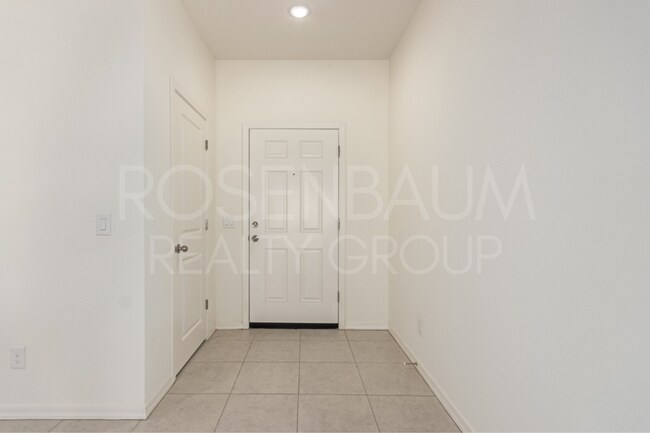 Photo - 47662 W Mellen Ln