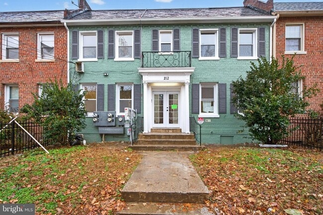 Photo - 212 36th St NE Unit 3