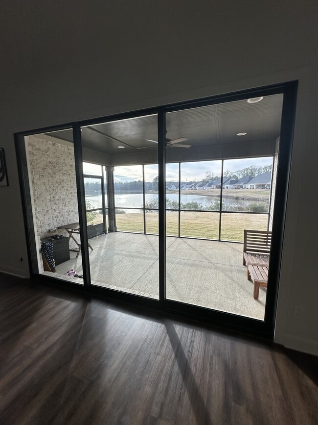 Photo - 2555 Farmville Lks Dr