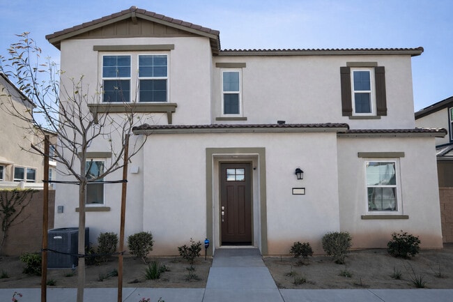 Building Photo - 41410 Penn Dr