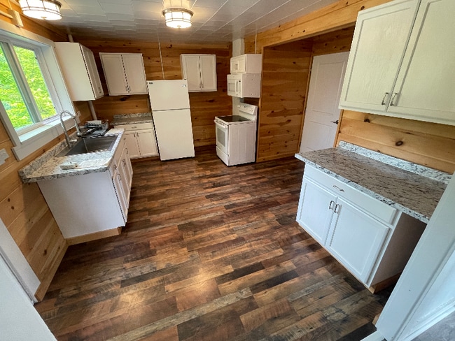 Building Photo - 47 Bowdoin St Rental
