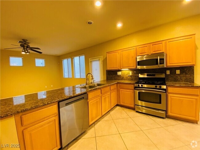 Building Photo - 6779 Firewood Dr Rental