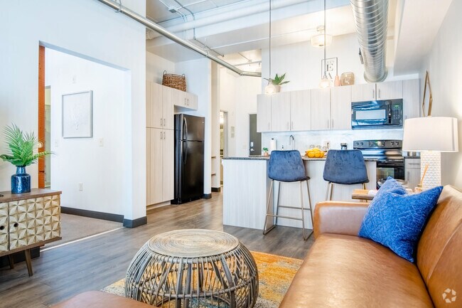 One Bedroom Industrial - Yahara Terrace