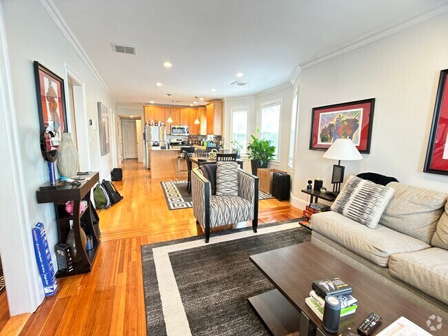 Building Photo - 9 Montfern Ave Unit 9A Rental