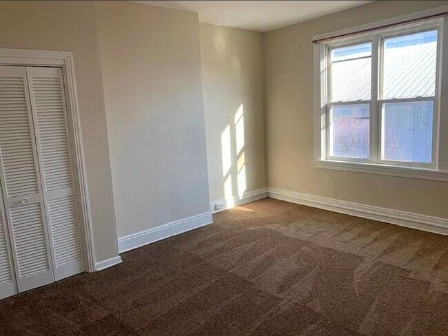 Photo - 405 Butler St Unidad 3rd Floor