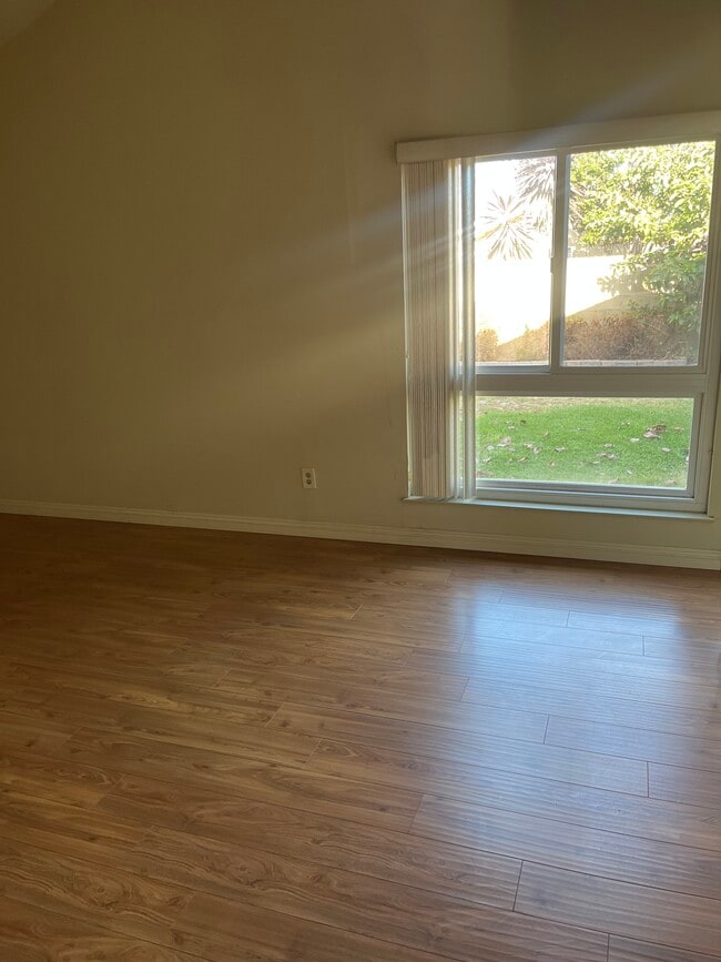 Photo - 18006 Pires Ave