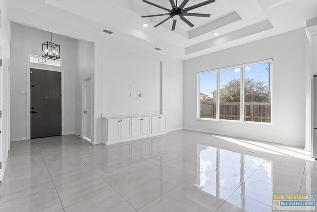 Photo - 7401 Hana Dr