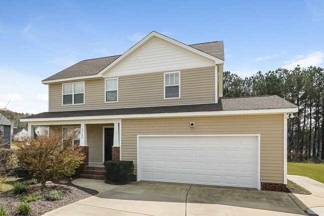 Building Photo - 2165 Southfort Dr