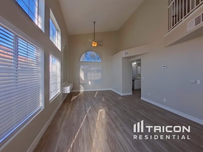 Photo - 1117 N Rainbow Meadows Dr