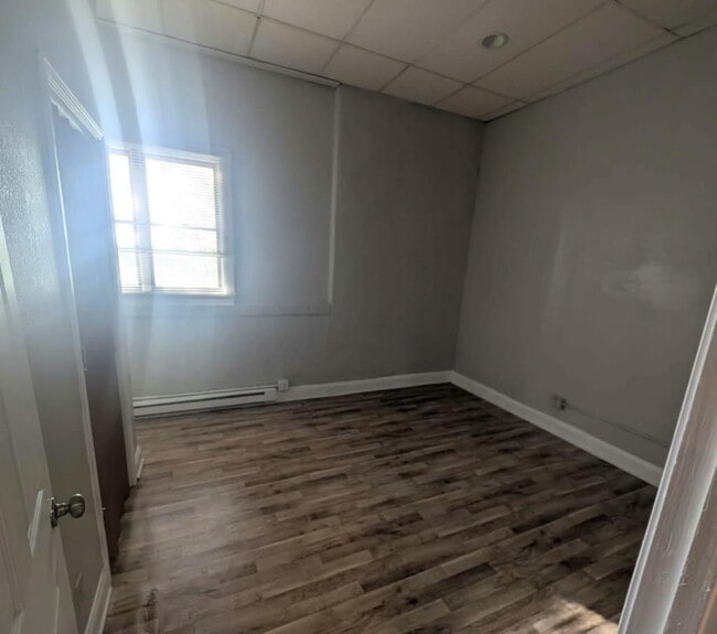 Photo - 120 Brown St