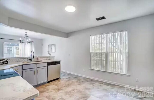 Photo - 2514 Caprock Ct