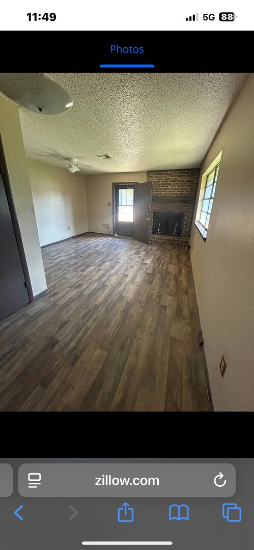 6615 NW Denver Ave Unidad 6615 NW Denver - A