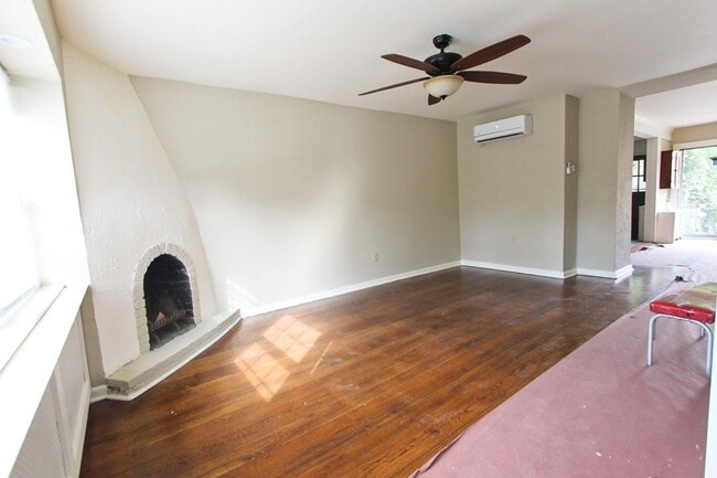 Photo - 346 Meehan Ave