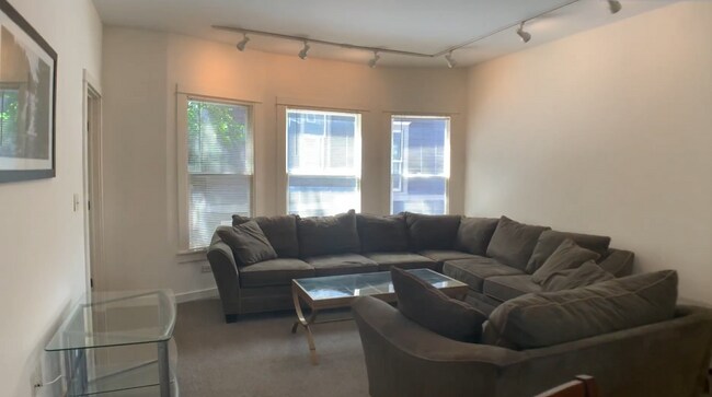 Photo - 203 Williams St Unit 3