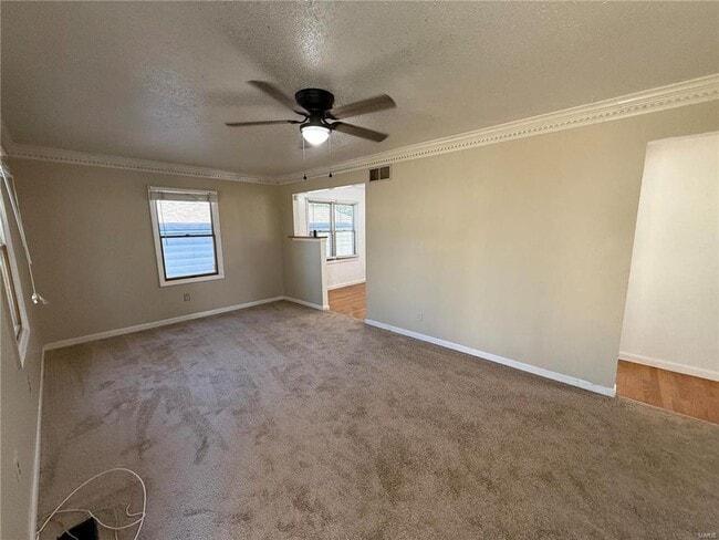 Photo - Discover this beautifully refreshed 2-bed, 2-bath gem in St. Ann!