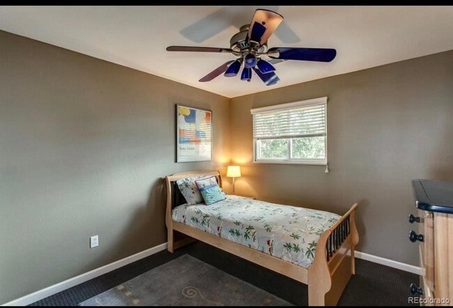Photo - 5560 S Lansing Way