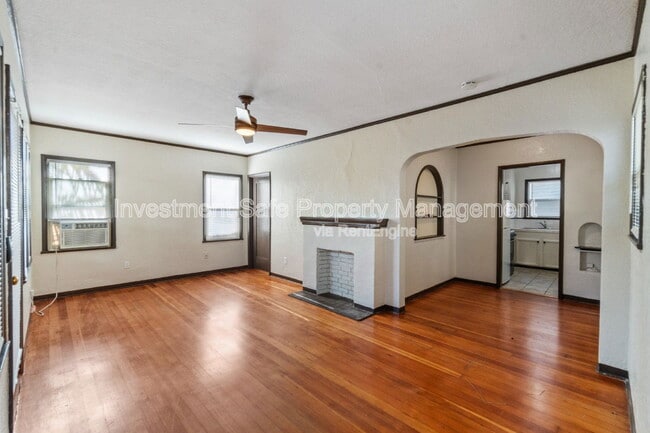 Building Photo - 3787 1/2 Park Blvd Rental