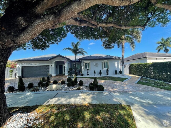 Building Photo - 15957 NW 77th Pl Rental