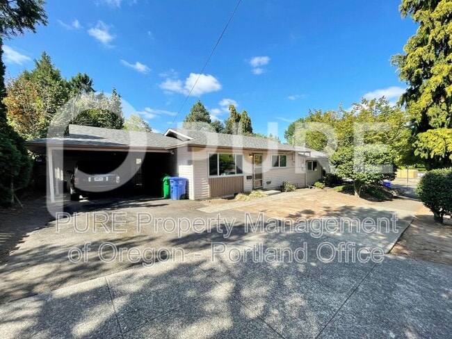 Photo - 527 NE 63rd Ave