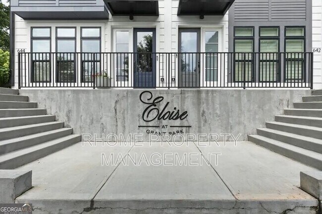 Building Photo - 729 Eloise Wy Unit Lot 24/ C