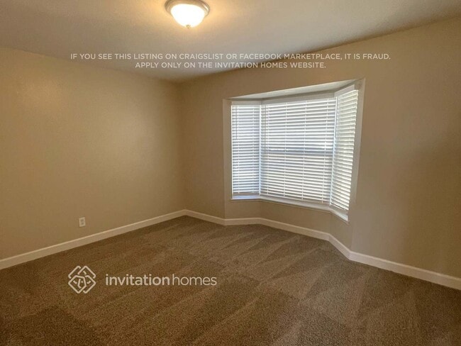 Photo - 3800 West Way