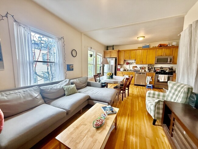 1192 Cambridge St Unidad 3