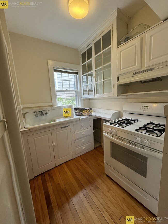 Building Photo - 7 Story St Unit 36 Rental