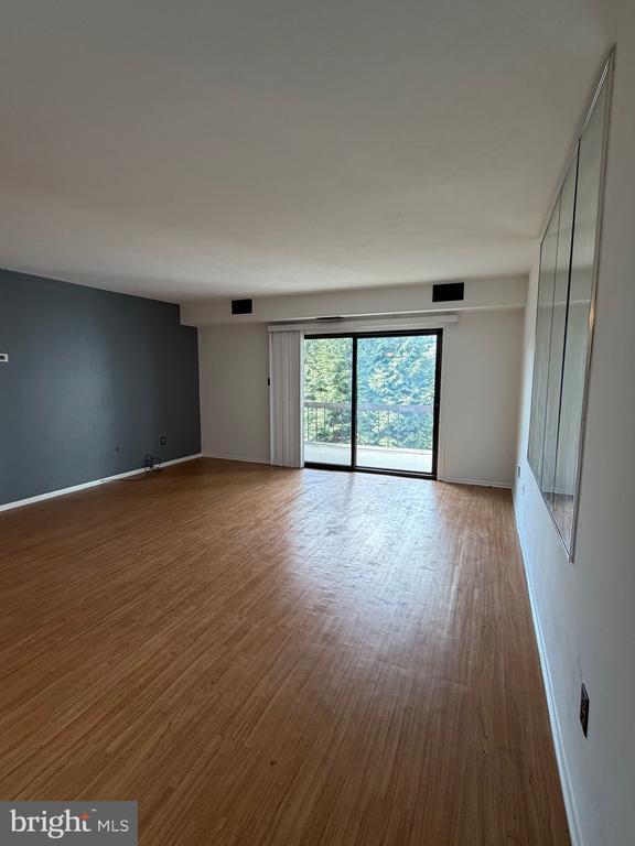 Building Photo - 20 Dougherty Blvd Unit I-5