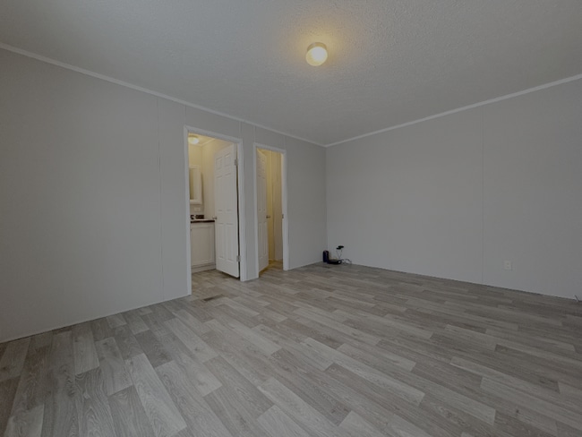 Photo - 358 Parker Lake Dr