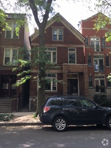 Building Photo - 3246 N Seminary Ave Unit 3 Rental