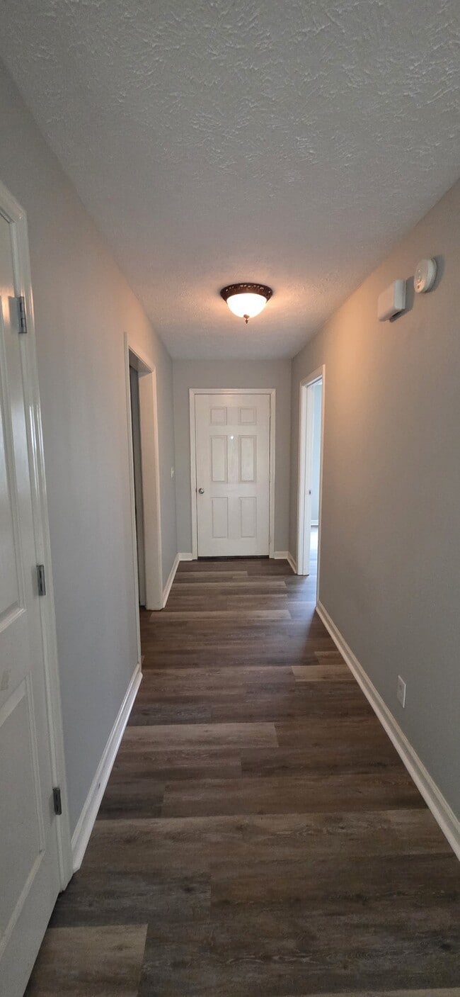 Photo - 1183 Catawba Way