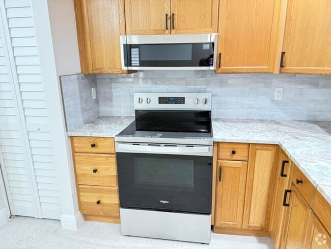 Building Photo - 1065 Mulberry Pl Rental