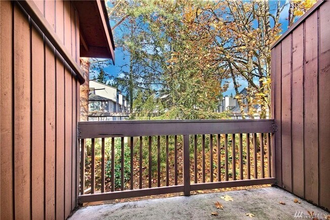 Photo - Regency Park Condominiums - Bridle Trails/...