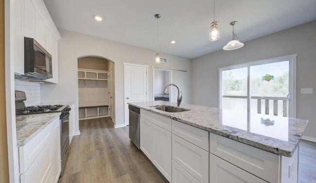 Photo - 2132 Shale Dr