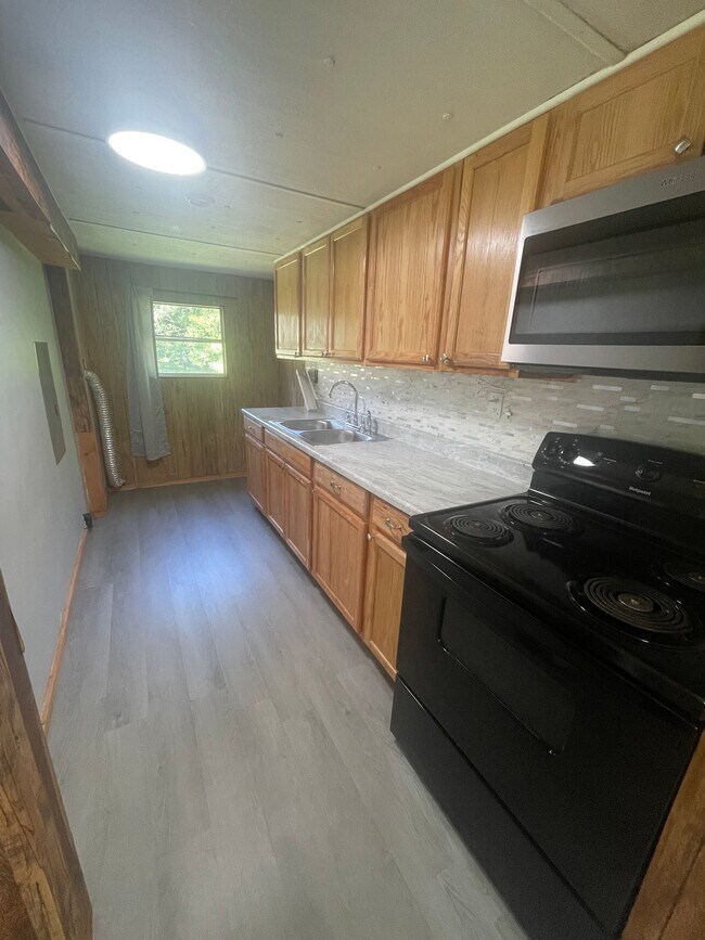 Photo - 114 Thomas Dr