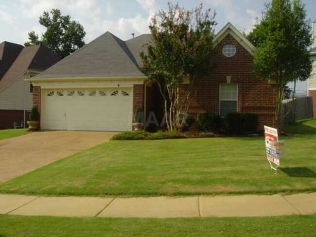 Building Photo - Beautiful home in Bartlett! Ready for your family!