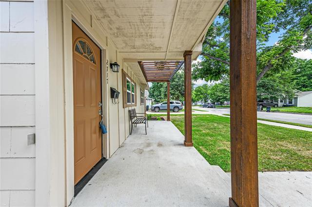Photo - 2717 Townsend Dr