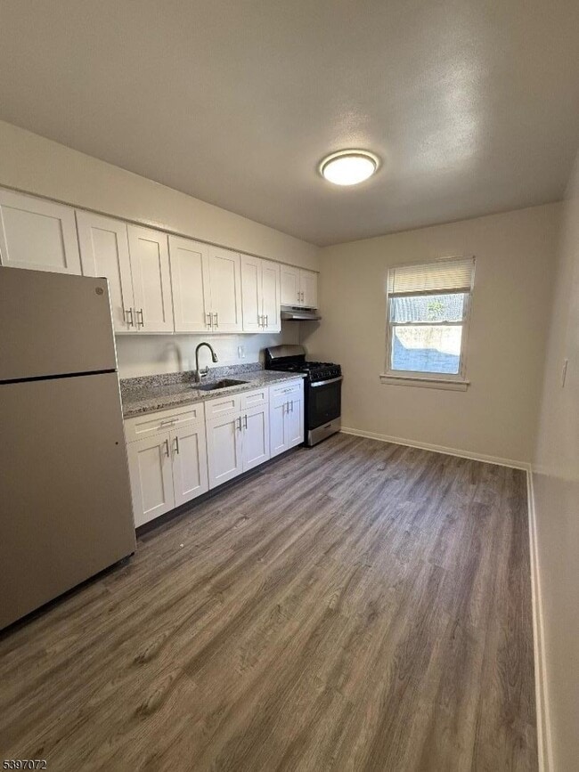 Building Photo - 659 Passaic Ave